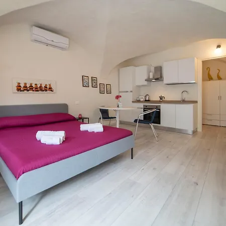 Lavinia - Romantic & New! Apartment Marone