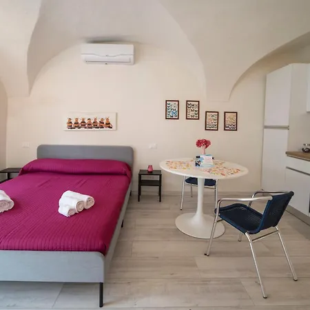 Lavinia - Romantic & New!